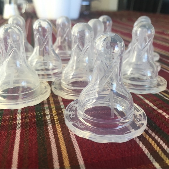 Dr Brown’s size 1 nipples (set of 13) - Picture 1 of 3